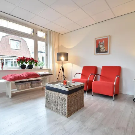 Apartment Luxurious Walking Distance From The Pleasant Centre Of
