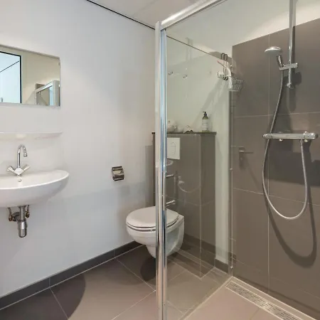 Apartment Luxurious Walking Distance From The Pleasant Centre Of *