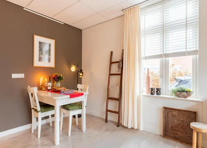 In Near Sandy Beaches * Bergen